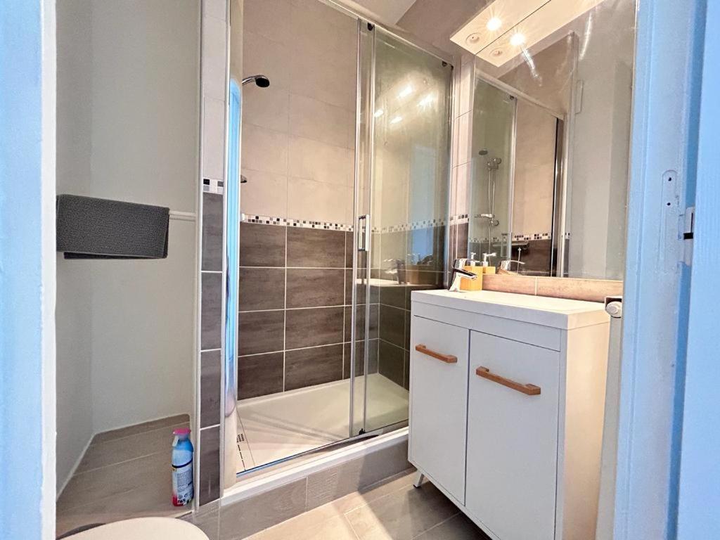 Beaumont  Studio Confortable Et Lumineux Proche Des Hopitaux - Hotel De Ville Beaumont מראה חיצוני תמונה
